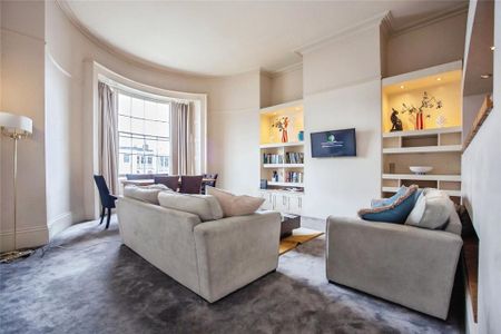 3 bedroom apartment to rent - Photo 2
