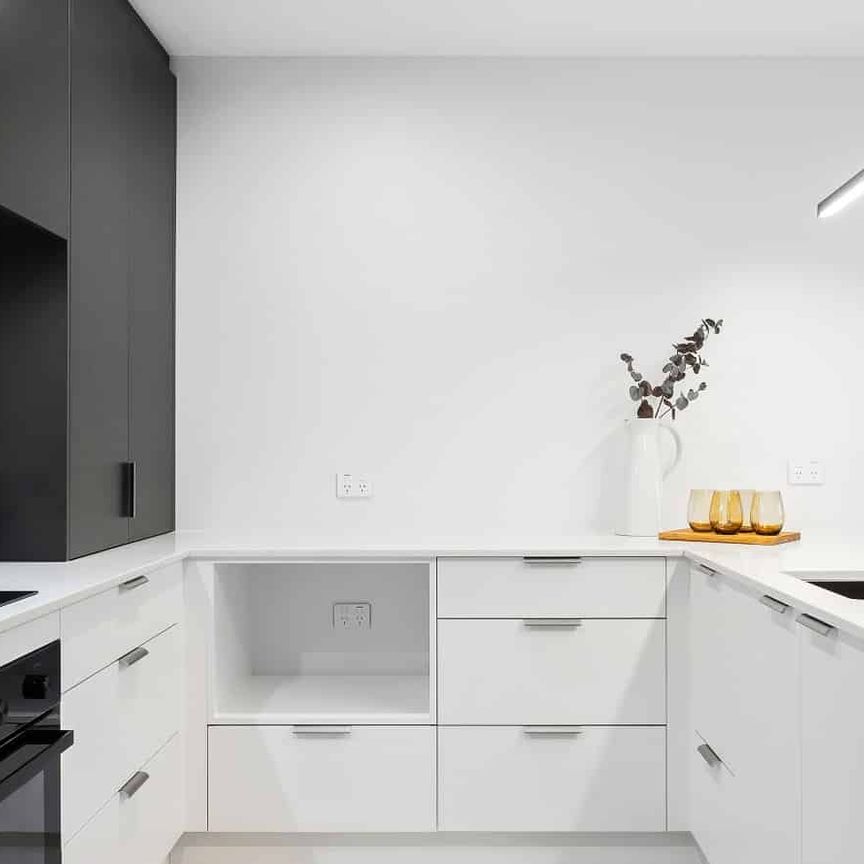 New build two bedroom town house Redwood - Photo 1