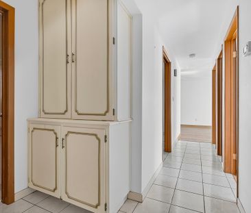 For Lease - 246 Thaler Avenue, Kitchener, Ontario - Photo 1