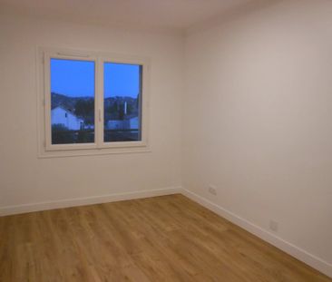 Location Appartement 3 pièces 55m² GRASSE 06130 - Photo 3