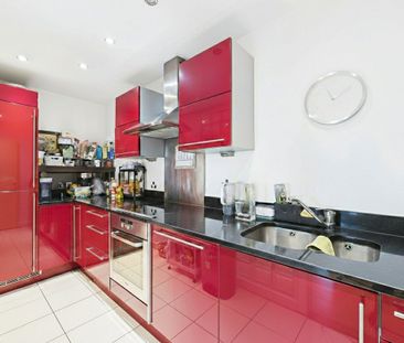 2 bedroom Flat in Providence Place, Berkshire - Photo 4