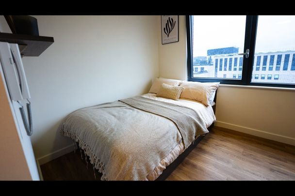 Studio Flat, Pearl Works, S1 - Photo 1