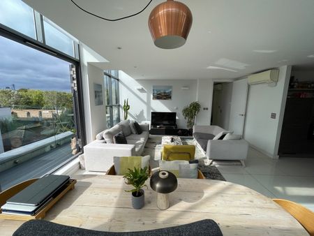 Room in a Shared Flat, Richmond Road, E8 - Photo 2