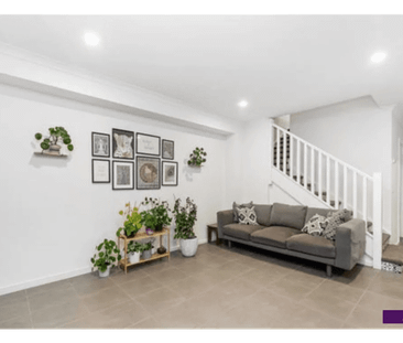 Spacious Modern Family Home with Multiple Living Areas - Photo 2