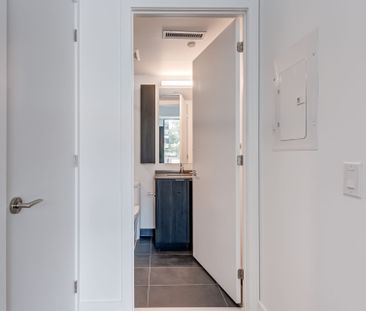 For Lease - 88 Agnes Street, Mississauga, Ontario - Photo 3