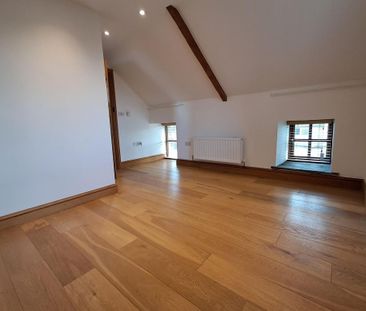 2 bedroom semi-detached house to rent - Photo 3