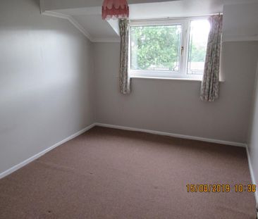 4 bedroom detached house to rent - Photo 6