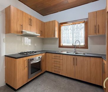 Updated 4 Bedroom Family Home, in a Prime Location! - Photo 6