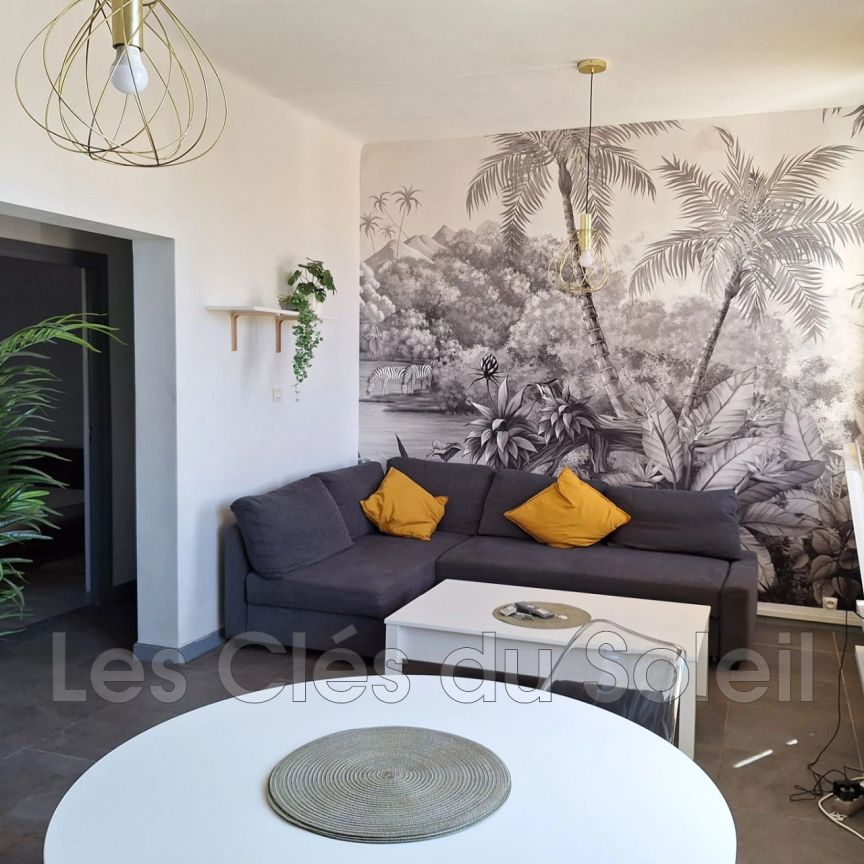 Location appartement 2 pièces 35 m² Toulon - Photo 1