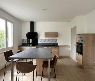 Maison 151.18 m² - 5 Pièces - Niort (79000) - Photo 4