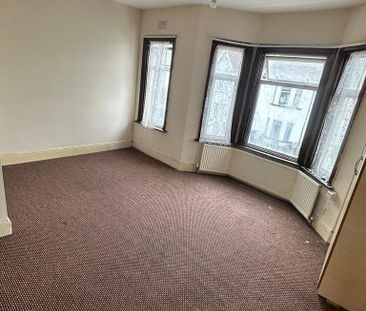 4 bedroom terraced house to rent - Photo 1