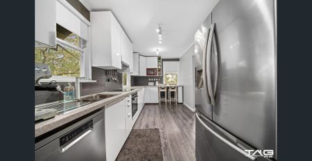 A HOME LIKE NO OTHER! - Photo 3