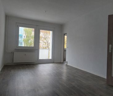 Helle 3 -Raumwohnung mit Tageslichtküche und Badewanne - Photo 1
