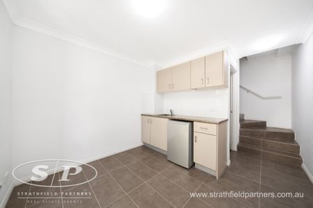 Modern Studio in Merrylands - Photo 2
