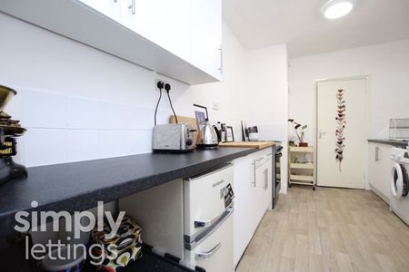 1 Bed property for rent - Photo 3