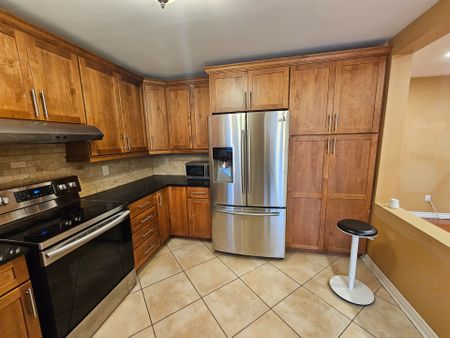 For Lease - 5346 Flatford Road, Mississauga, Ontario - Photo 5