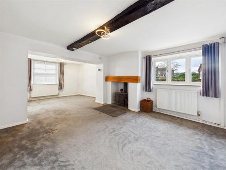 4 bedroom semi-detached house to rent - Photo 2