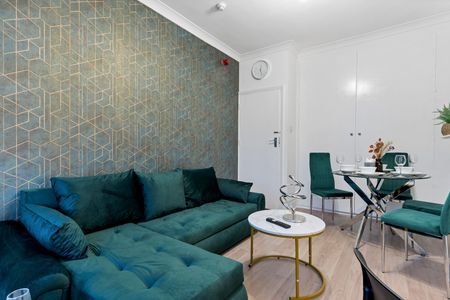 2 Bed Flat, Stanthorpe Road, SW16 - Photo 2