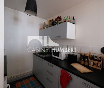 Location Appartement 1 pièce 40m² ST ETIENNE 42000 - Photo 4