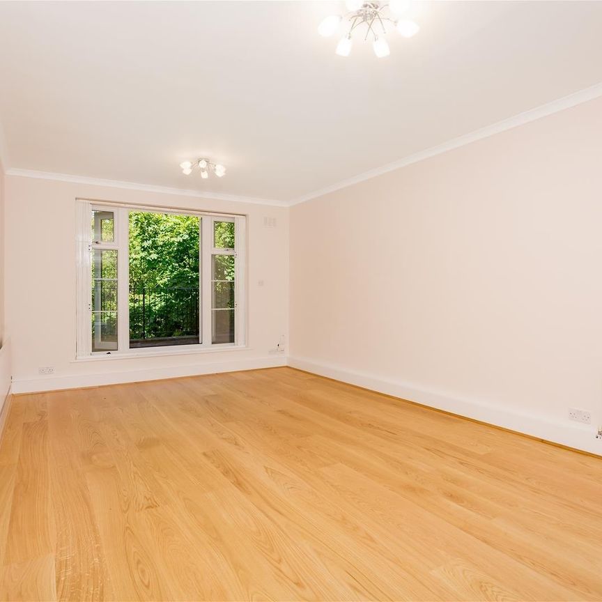 Parkhill Road, Belsize Park, London - Photo 1