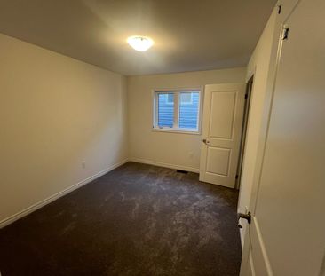 For Lease - 256 Pottruff Road, Brant, Ontario - Photo 3