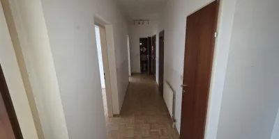 1140 Wien - Helle 3 Zimmer DG- Wohnung, Nähe U4 Station Unter St. Veit, unbefristet - Photo 3