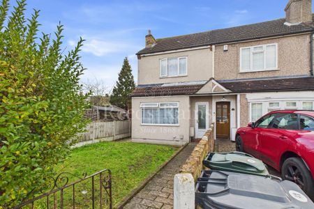 2 bedroom terraced house to rent - Photo 3