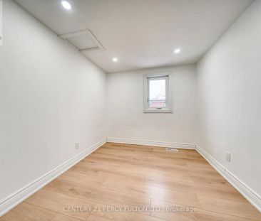 194 KENNEDY ROAD - Photo 4