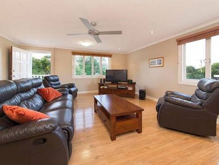 31 Windeyer Street, Bald Hills QLD 4036 - House For Rent | Domain - Photo 2