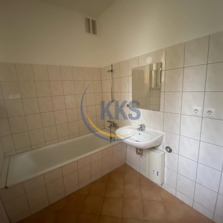 Wohnen in TOP Lage* Zentrumsnahe 3-Raum-Wohnung mit Balkon! ab 15.02.2024! - Photo 1