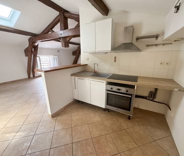 Location Appartement 3 pièces 74m² ROMANS SUR ISERE 26100 - Photo 2