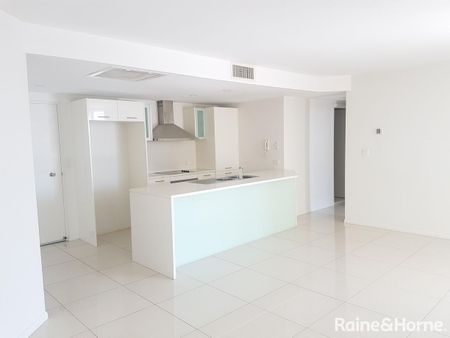 Spacious North-Facing Apartment with Expansive Views and Resort-Style Living - Photo 3