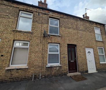 2 bedroom terraced house to rent - Photo 1