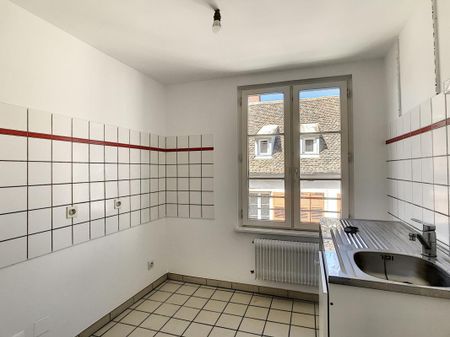 Location Appartement 4 pièces 84m² STRASBOURG 67000 - Photo 2