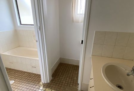 C21 Central West 6862 1265 - Photo 5