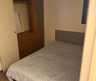 Studio Flat, Sheldrick Close, SW19 - Photo 1