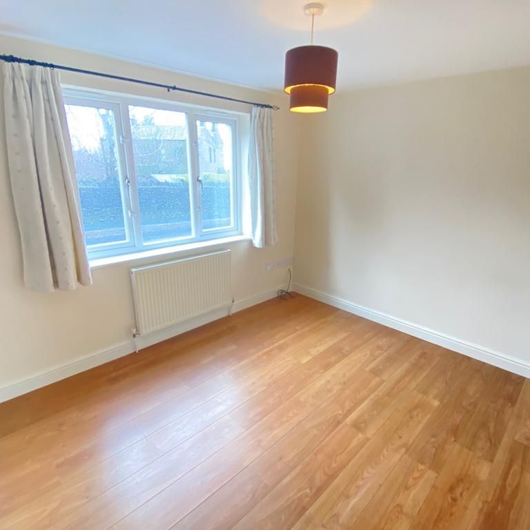 2 bedroom semi-detached house to rent - Photo 1