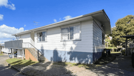 3-Bedroom Home in Massey - Photo 2