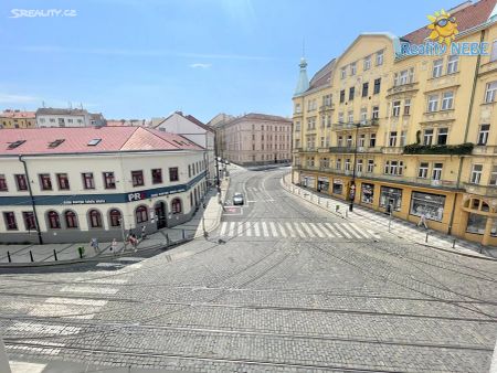 Pronájem bytu 1+kk 26 m² - Fotografie 3