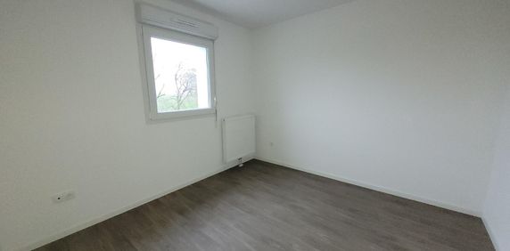 Location Appartement 2 pièces 49m² VALENCIENNES 59300 - Photo 2