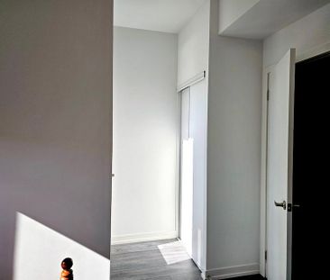 For Lease - 10 Spruce Pines Crescent Unit# Room2, Toronto, Ontario - Photo 2