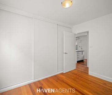 RENOVATED TWO BEDROOM BEACHSIDE RETREAT I HAVEN AGENTS - Photo 2