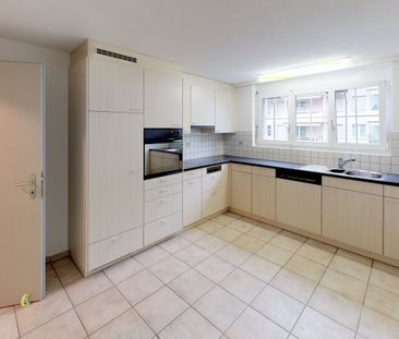 4.5 Zimmer, 97 m², 2. Stock - Photo 1