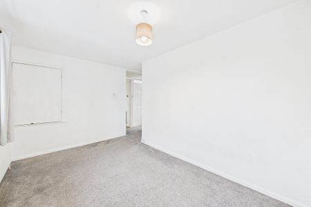 30 Mawfa Avenue Hemsworth, S14 - Photo 2