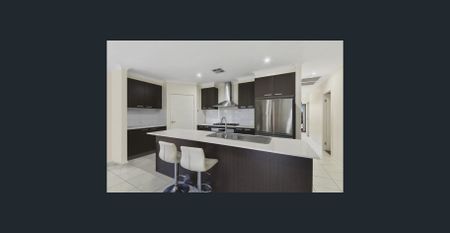 Modern Family Gem In Griffin - Photo 5