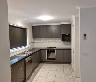 Spacious 3-Bedroom Unit in East Albury - Ideal Location! - Photo 3