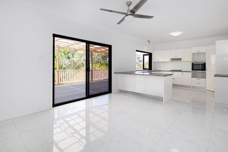 17 Natan Road, Mudgeeraba QLD 4213 - House For Rent - $1,120 | Domain - Photo 2
