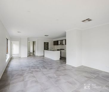 4 Bedroom Beauty - Photo 1