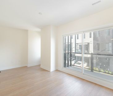 For Lease - 18 Mariners Pier Way, Orillia, Ontario - Photo 1