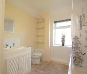 2 bedroom terraced house to rent - Photo 6